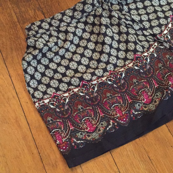 ASOS New Look Border Geo-Tribal Shorts - Picture 2 of 3